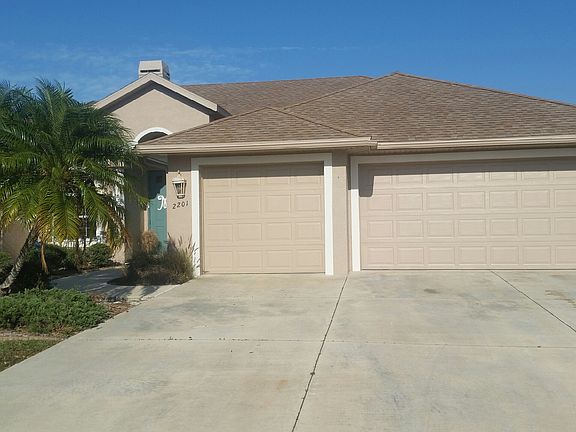 Oversized garage