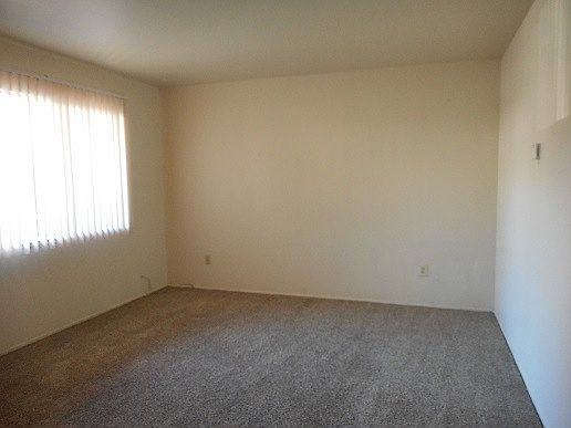 2nd image of 4621 El Camino Ave APT 1
