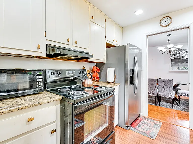 841 Artwood Rd NE — Photo 23