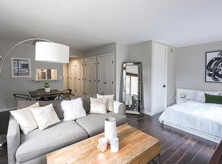 235 E 40th St APT 2H, New York, NY