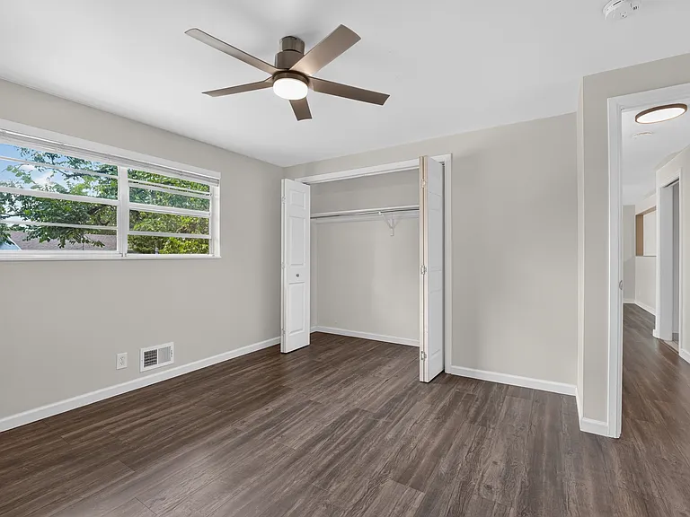 11509 Ogden St — Photo 17