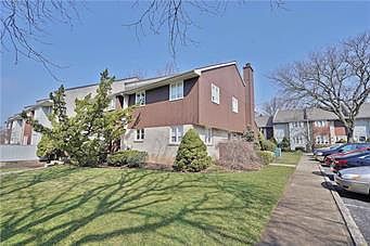 1st image of 387 Carver Dr