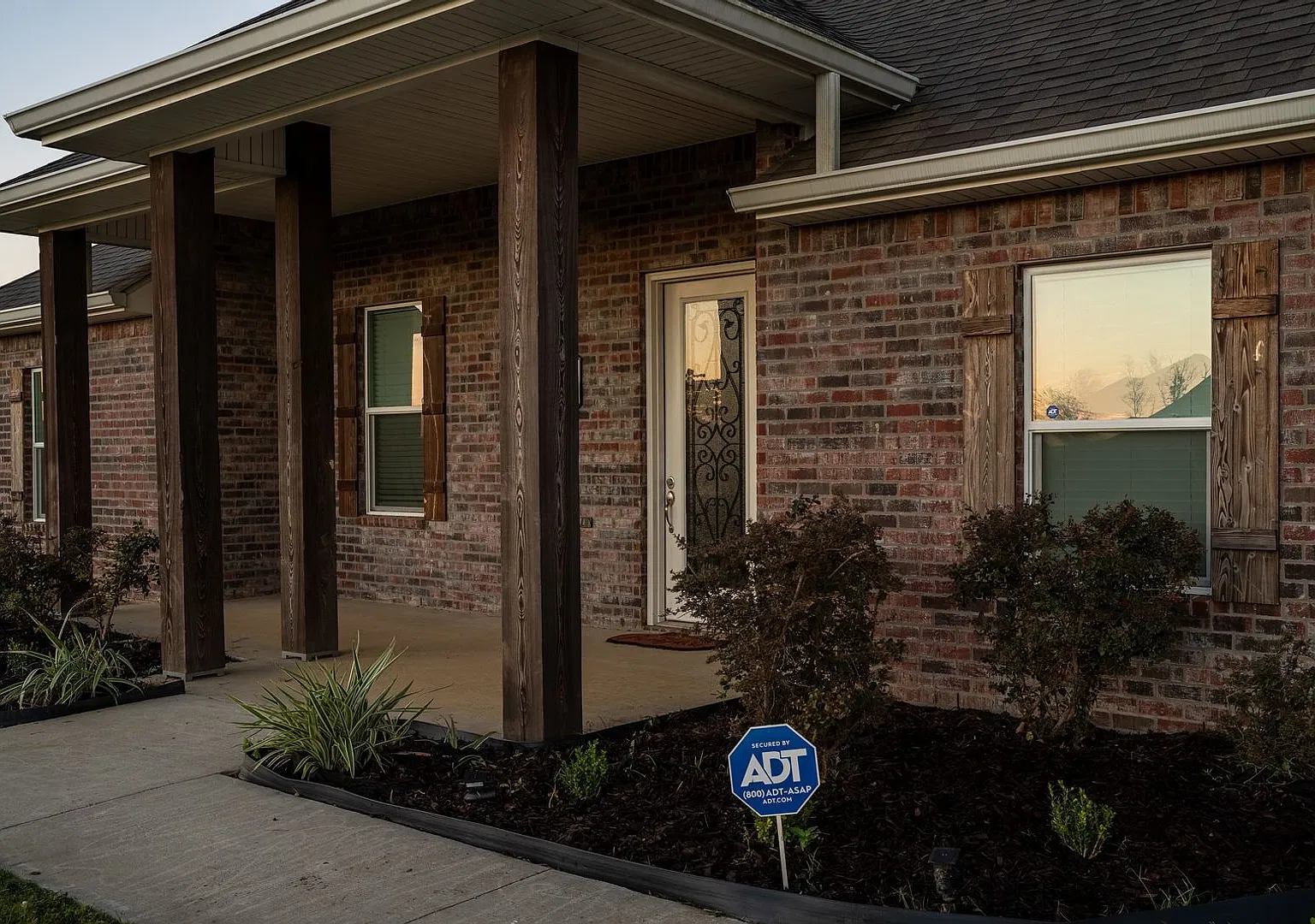 120 Liberty Dr. — Photo 4