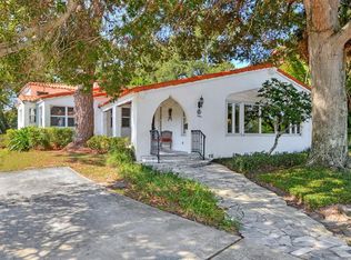 2224 Coffee Pot Blvd NE, Saint Petersburg, FL 33704