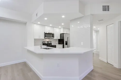 3023 Alcazar Pl #207 Photo 1