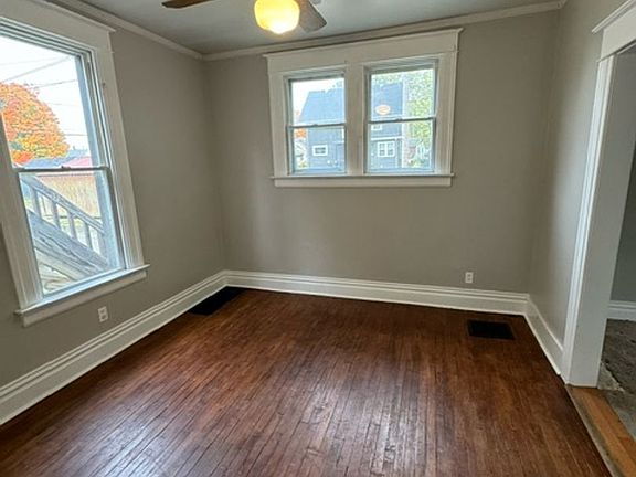 4th image of 1815 Bayer Ave #1
