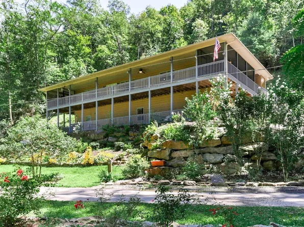 204 Hiawassee River Rd, Murphy, NC 28906