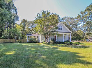 127 Lee Rd, Columbus, MS 39705