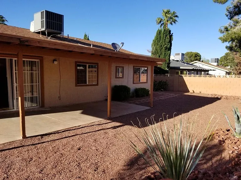 6813 High Bluff Way — Photo 3