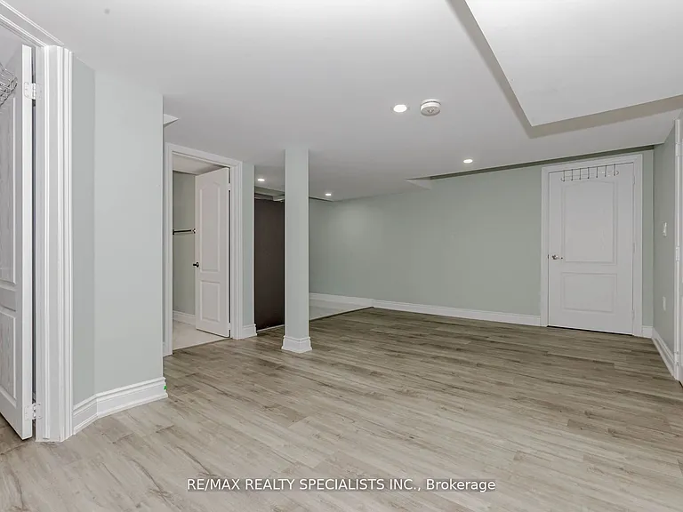 74 Clockwork Dr #B — Photo 12