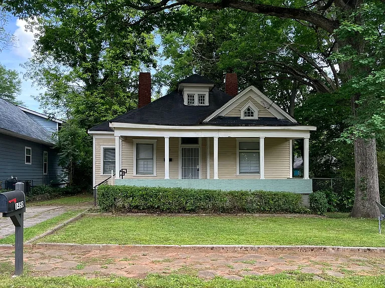 1460 Desoto Ave SW — Photo 1