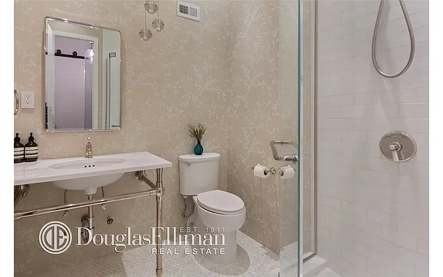 Sold by Douglas Elliman | media 20