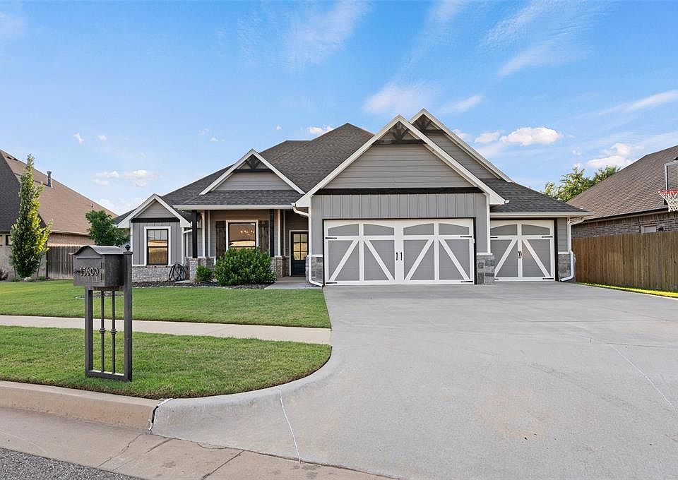 1st image of 15609 Fountain Creek Ln