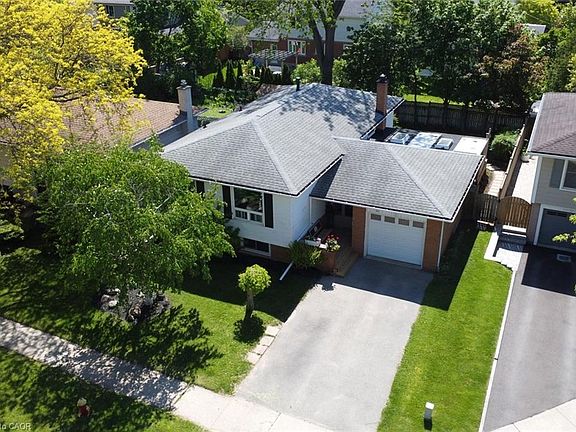 3rd image of 740 Hyde Rd