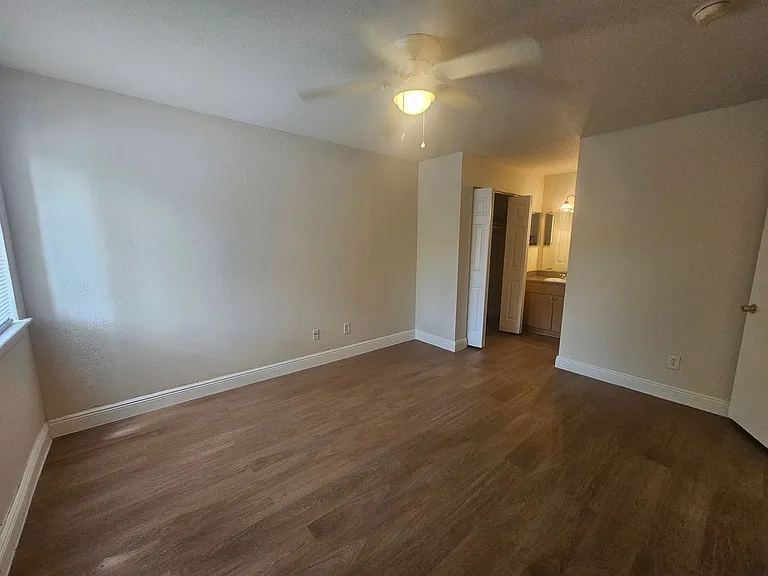 2905 Winkler Ave #713 — Photo 14