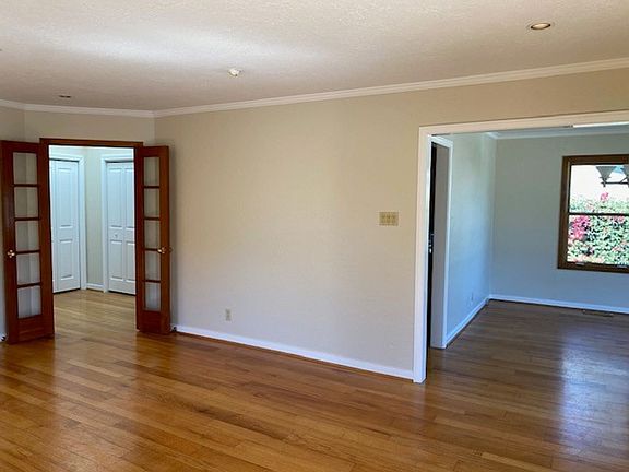 5th image of 122 Nimitz Ave