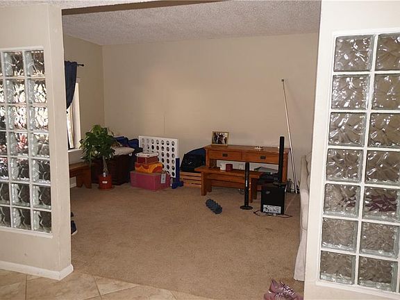 4th image of 8000 Hillrise Dr