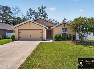8515 Lake George Cir E, Macclenny, FL 32063