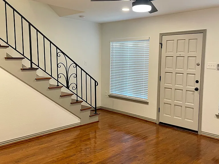 4021 Prescott Ave #B1 — Photo 2