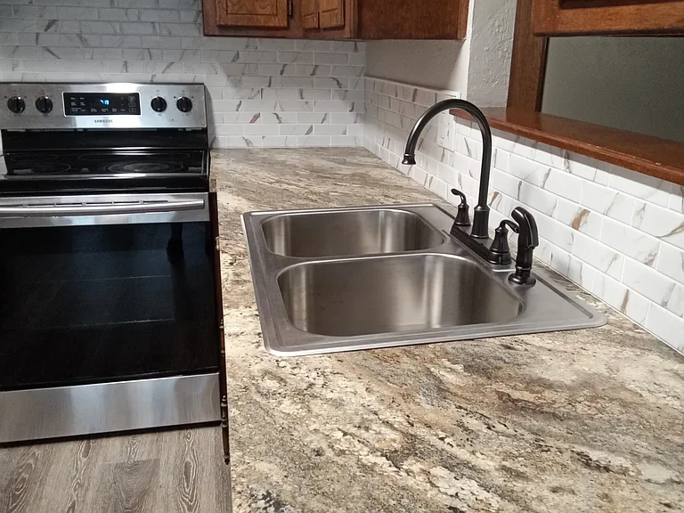 508 Palais Ave — Photo 19