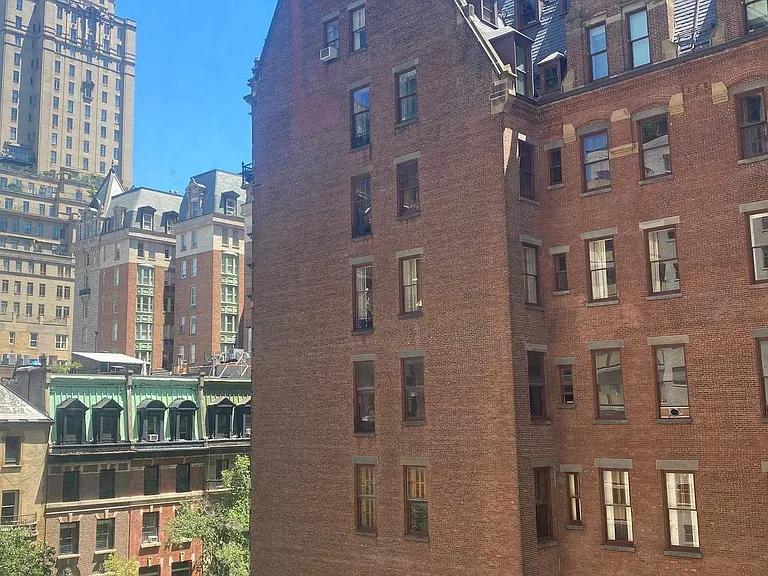 15 W 72nd St #7G — Photo 9