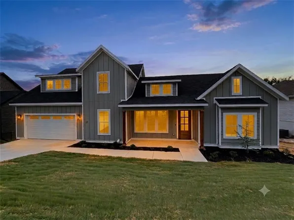 27 Cullen Hills Dr, Bella Vista, AR 72715