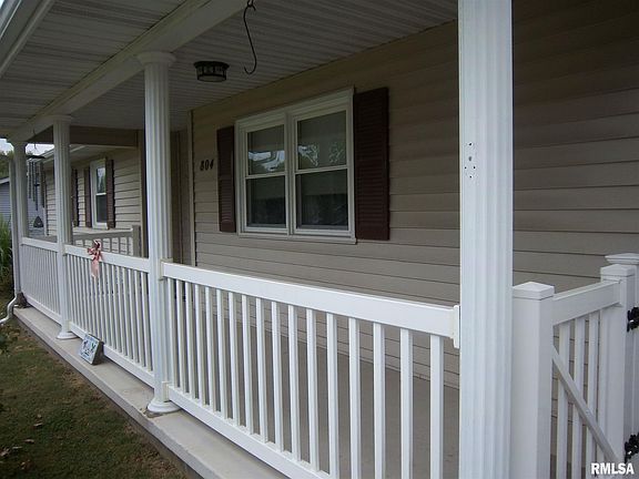 2nd image of 804 W Perrine St