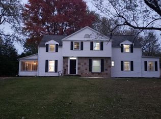 6087 Richmond Rd, Solon, OH 44139