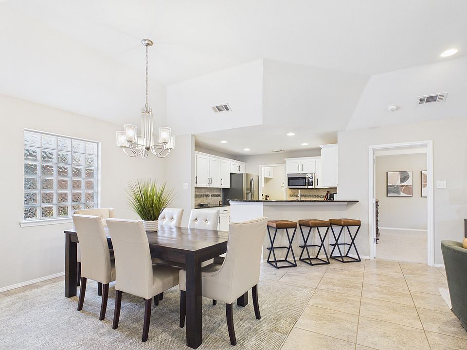 1st image of 4333 Willow Cir