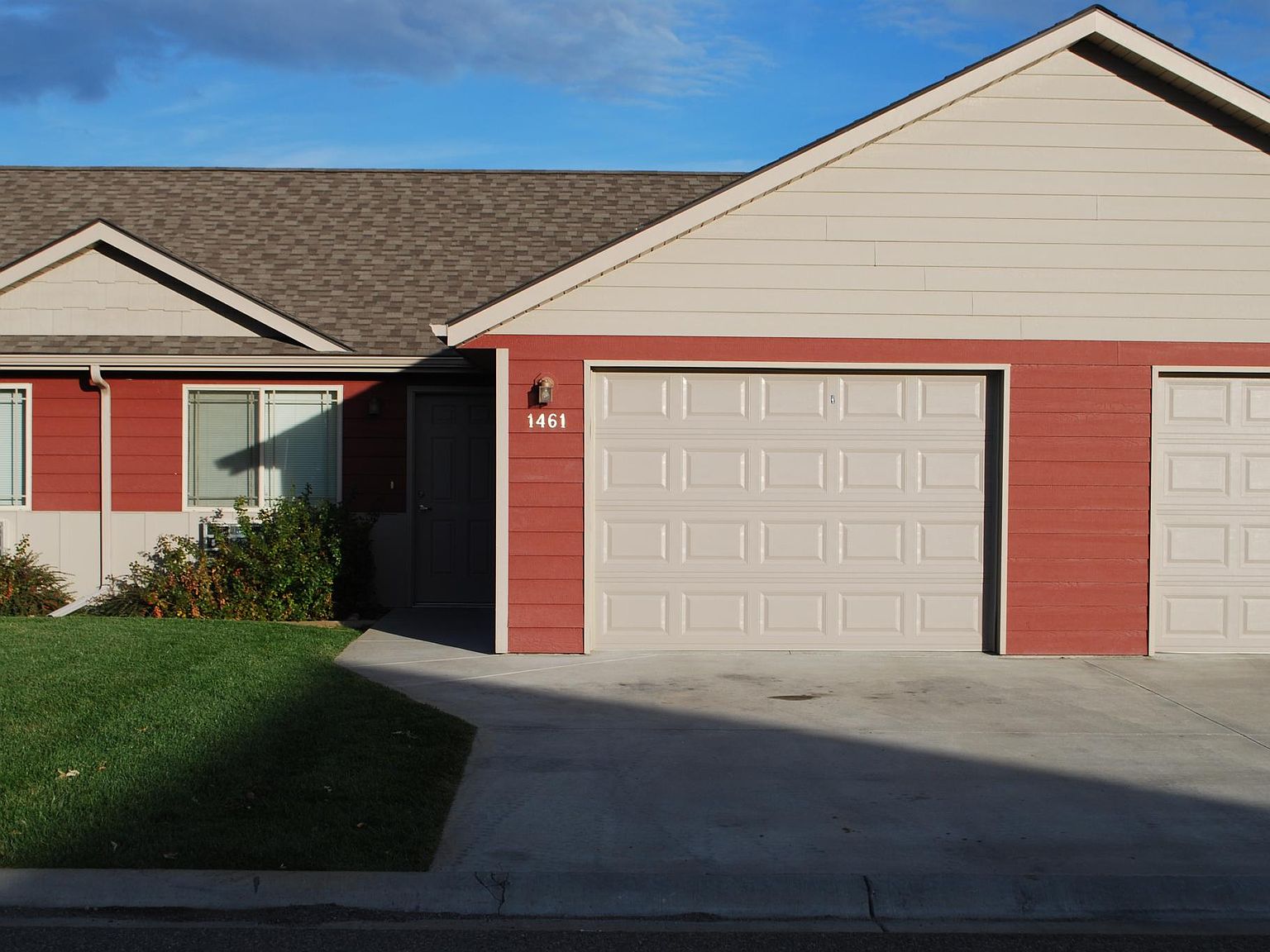 Meron。CHANEL 1404 Chanel Loop, Billings, MT 59101 | Zillow