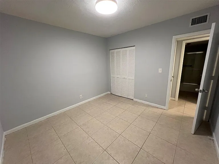 751 Pine Dr #101 — Photo 29