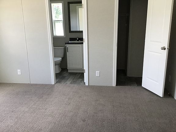 3rd image of 433 Brookside Mnr #433