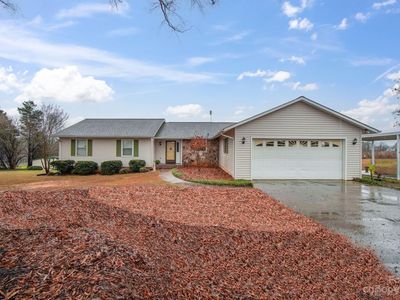 5067 Forest Ridge Dr, Hickory, NC, 28602