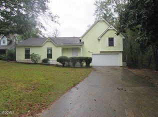 3413 Magnolia St, Moss Point, MS 39563