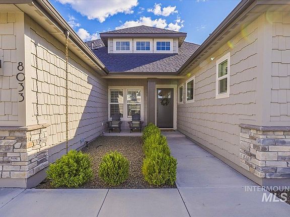 5th image of 8033 W Sparks Lake Dr