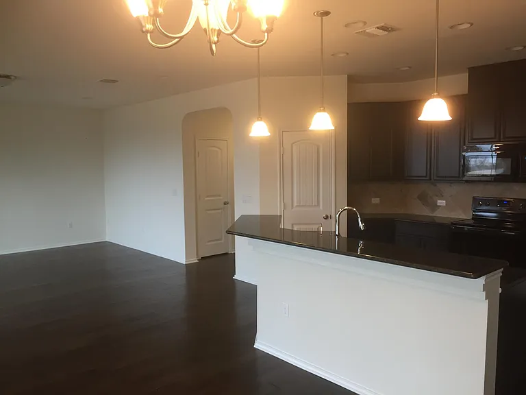 1405 Berlin Ln — Photo 9