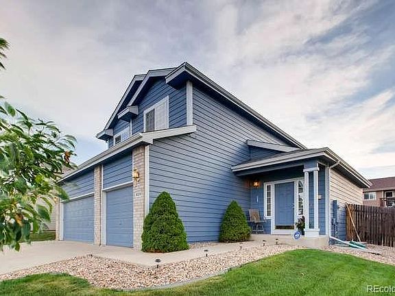 3rd image of 819 Pitkin Way