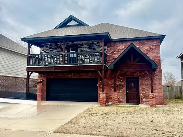 1365 N Sicily Ln, Fayetteville, AR 72704