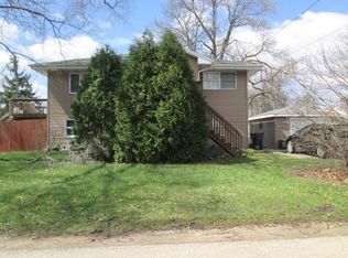 34684 N Oden Ave, Ingleside, IL 60041