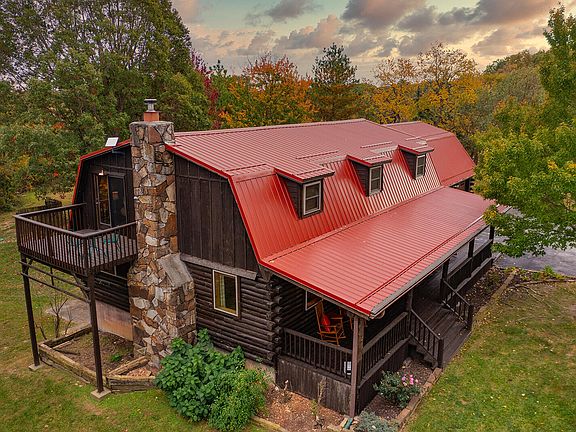 4th image of 106 Line Ridge Road