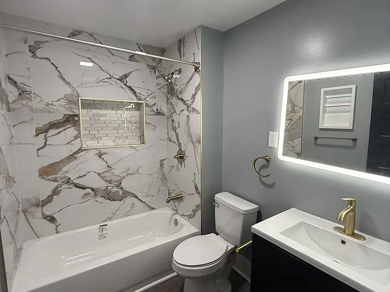 404 S Beech St — Photo 19