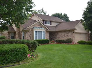 14598 Sundew Ln, Sterling Heights, MI 48312