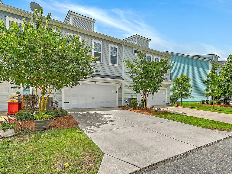 3125 Sturbridge Rd — Photo 35