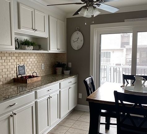 4th image of 90 Lorrain Ave