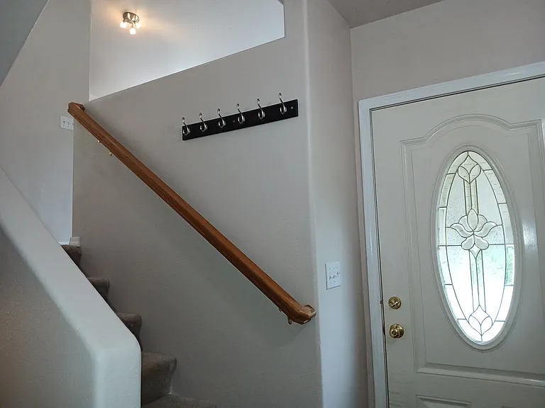 320 E Victor Cir #B — Photo 14