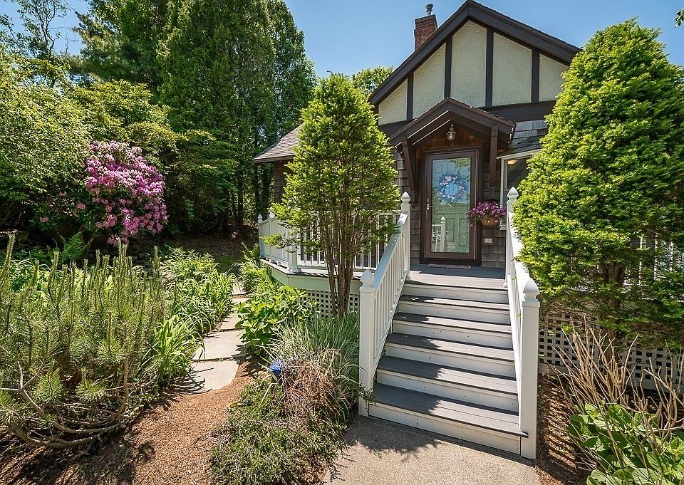 2020 Edgemoor Rd R, Gloucester, MA 01930 Zillow