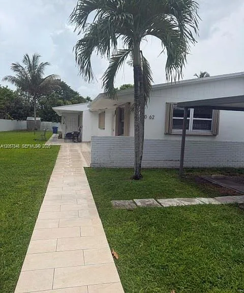 260 Northwest Dr #260 — Photo 1