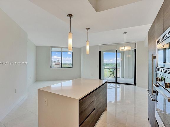5th image of 301 Altara Ave APT 616