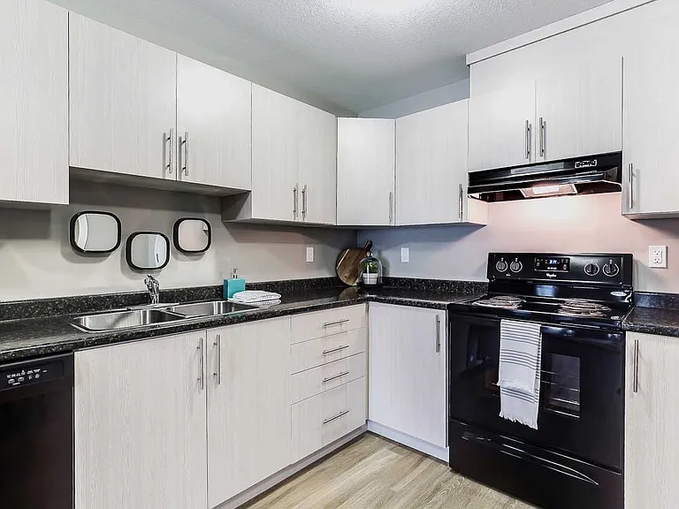 1701 Horizons Way — Photo 4