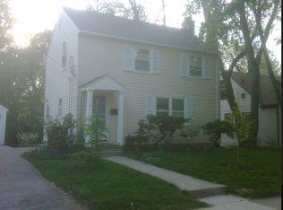 501 Maple Ridge St, Ann Arbor, MI 48103